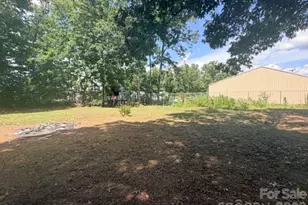 1663 Harris Henrietta Rd, Forest City, NC 28043 - Photo 11