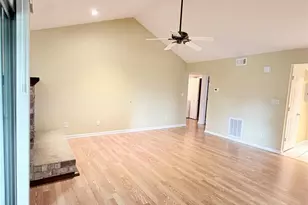 5839 Harris Grove Ln, Charlotte, NC 28212 - Photo 7