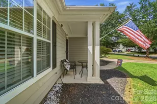108 Foxglove Dr, Mooresville, NC 28115 - Photo 5