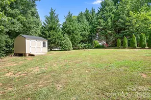 138 Valley Glen Dr, Troutman, NC 28166 - Photo 33
