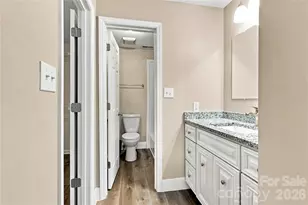 9031 J M Keynes Dr, Charlotte, NC 28262 - Photo 21