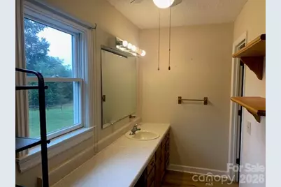 189 Valet Court, Forest City, NC 28043 - Photo 11