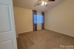 3811 Mosscroft Ln, Charlotte, NC 28215 - Photo 11