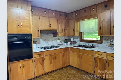 3209 Greenwood Park Circle, Albemarle, NC 28001 - Photo 7