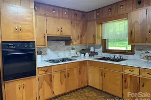 3209 Greenwood Park Cir, Albemarle, NC 28001 - Photo 7
