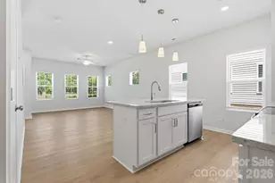 4618 Lakeview Rd, Charlotte, NC 28216 - Photo 3