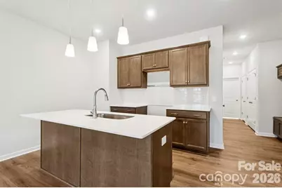 4750 Lakeview Road, Charlotte, NC 28216 - Photo 5