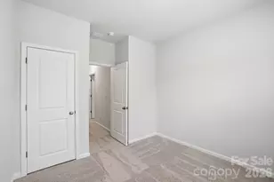 4750 Lakeview Rd, Charlotte, NC 28216 - Photo 15
