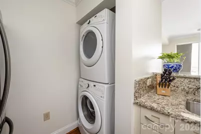 300 W 5th Street #419, Charlotte, NC 28202 - Photo 19