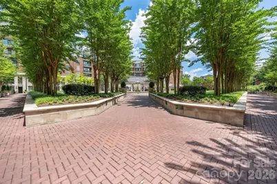 300 W 5th Street #419, Charlotte, NC 28202 - Photo 27