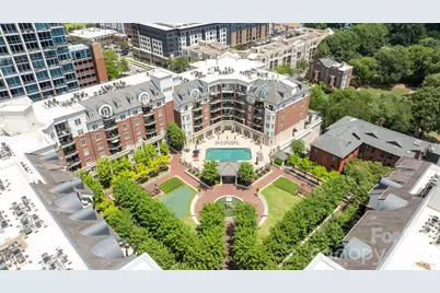 300 W 5th Street #419, Charlotte, NC 28202 - Photo 23