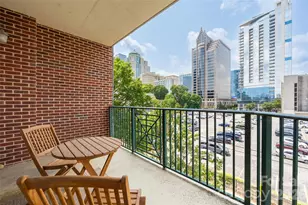 300 W 5th St, Charlotte, NC 28202 - Photo 21