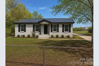 1180 W Wall Street, Wadesboro, NC 28170 - Photo 1