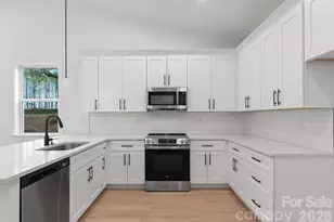 220 Nancy Dr, Shelby, NC 28152 - Photo 5