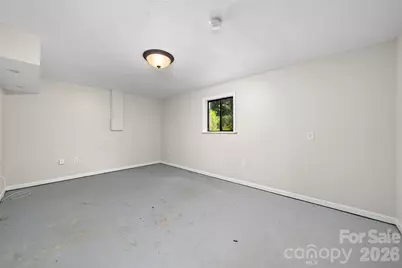 33 Baker Drive, Asheville, NC 28806 - Photo 27