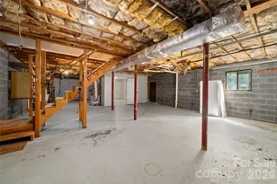 33 Baker Dr, Asheville, NC 28806 - Photo 25