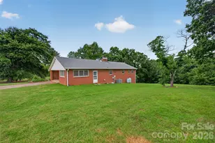 147 B and S Ln, Hickory, NC 28601 - Photo 5
