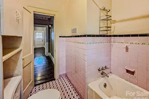 154 S Broadway St, Forest City, NC 28043 - Photo 19