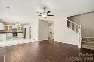 10004 Barrands Ln, Charlotte, NC 28278 - Photo 7