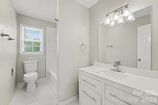 630 Colonial Dr, Statesville, NC 28625 - Photo 11