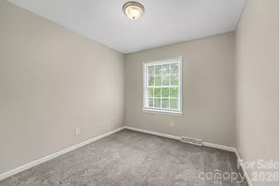 630 Colonial Drive, Statesville, NC 28625 - Photo 13