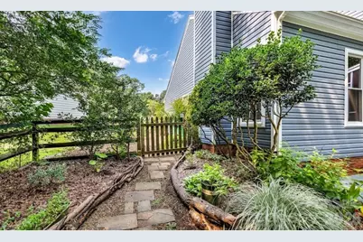 9800 Furlong Trail, Charlotte, NC 28269 - Photo 31