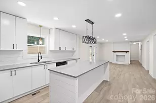 8033 Ritter Dr, Charlotte, NC 28270 - Photo 13