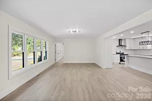 8033 Ritter Dr, Charlotte, NC 28270 - Photo 5