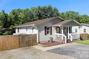 51 Kay Thomas Dr, Hendersonville, NC 28792 - Photo 31