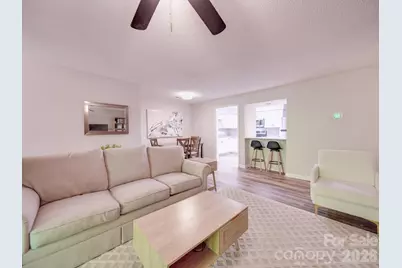 1052 Churchill Downs Court #I, Charlotte, NC 28211 - Photo 3