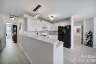 4041 Abbotsbury Dr, Fort Mill, SC 29707 - Photo 13