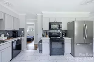 2521 Alleghany St, Charlotte, NC 28208 - Photo 9