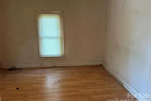 1032 Plymouth St, Gastonia, NC 28054 - Photo 3