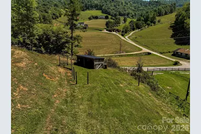 797 Pleasant Valley Road, Burnsville, NC 28714 - Photo 17