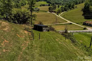 797 Pleasant Valley Rd, Burnsville, NC 28714 - Photo 17