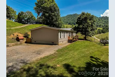 797 Pleasant Valley Road, Burnsville, NC 28714 - Photo 7