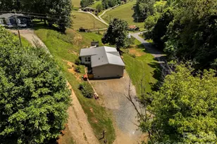 797 Pleasant Valley Rd, Burnsville, NC 28714 - Photo 11