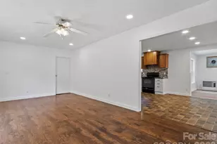 797 Pleasant Valley Rd, Burnsville, NC 28714 - Photo 3