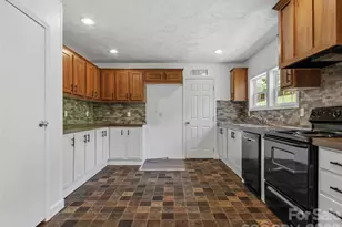 797 Pleasant Valley Rd, Burnsville, NC 28714 - Photo 23
