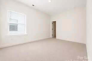 1238 N Sharon Amity Rd, Charlotte, NC 28211 - Photo 35