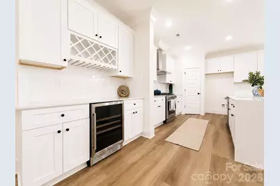 1238 N Sharon Amity Road, Charlotte, NC 28211 - Photo 13