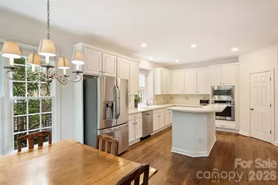 7410 Roseland Avenue, Charlotte, NC 28277 - Photo 19