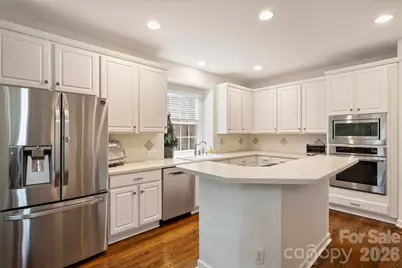 7410 Roseland Avenue, Charlotte, NC 28277 - Photo 21