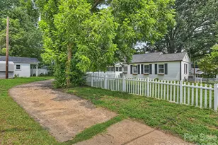 301 Harris St, Fort Mill, SC 29715 - Photo 43