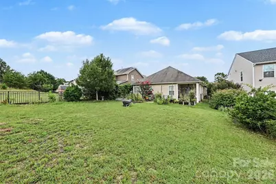 11017 Hat Creek Lane, Kannapolis, NC 28036 - Photo 3