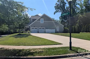 14131 Old Vermillion Dr, Huntersville, NC 28078 - Photo 3