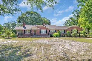 207 Park Dr, Kershaw, SC 29067 - Photo 1