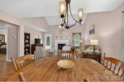 806 20th Avenue Place SE, Hickory, NC 28602 - Photo 23