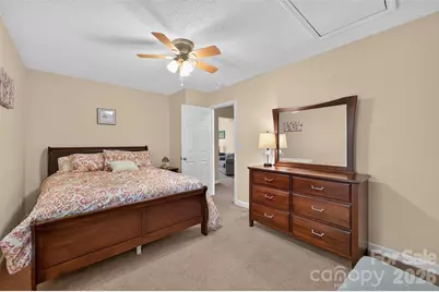 806 20th Avenue Place SE, Hickory, NC 28602 - Photo 31