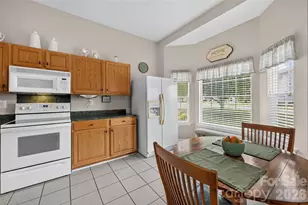 806 20th Ave Pl SE, Hickory, NC 28602 - Photo 13